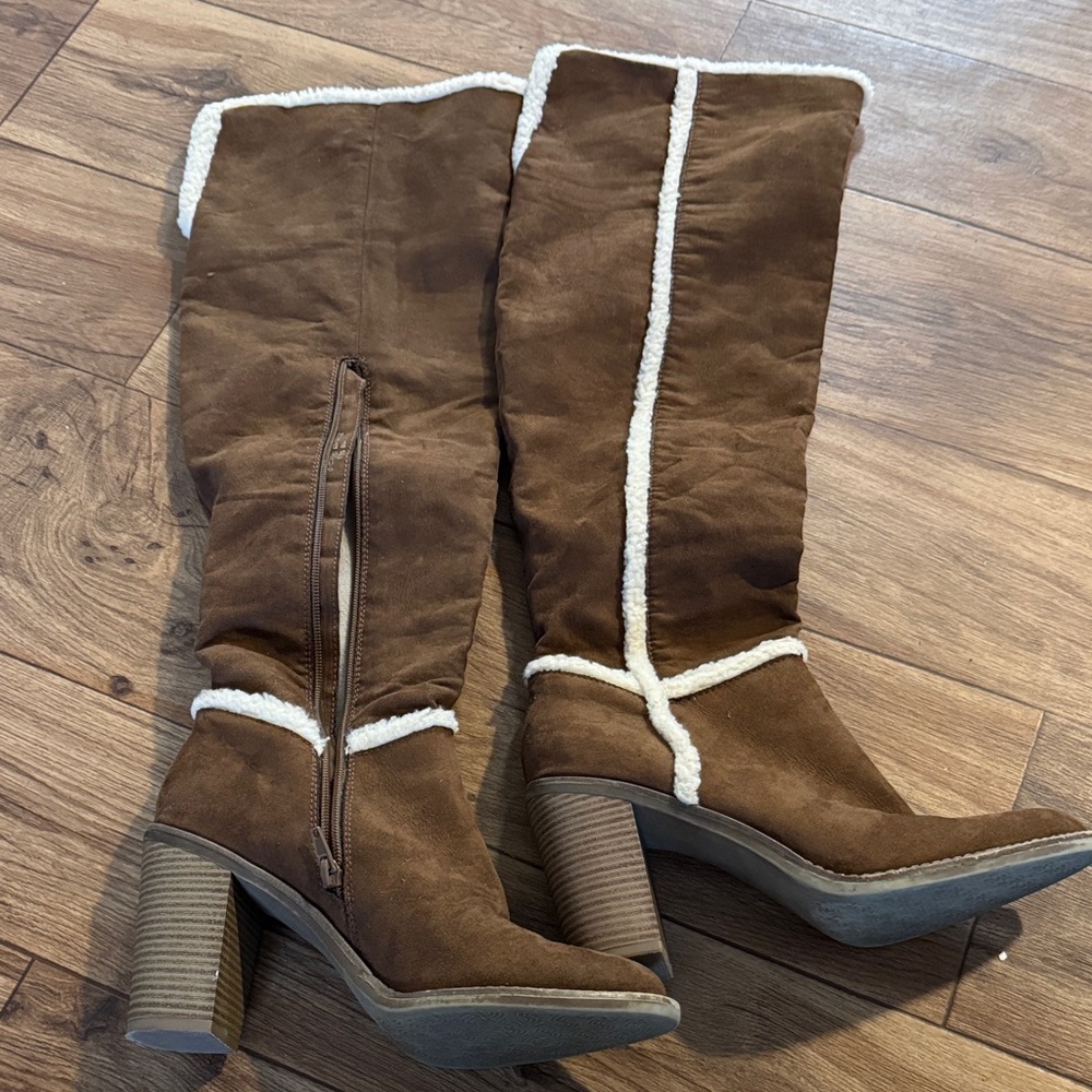 Elegant Brown Over the Knee Boots with Shearling Trim